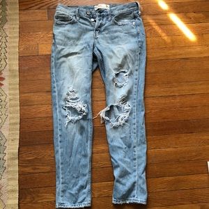 Abercrombie & Fitch boyfriend jeans